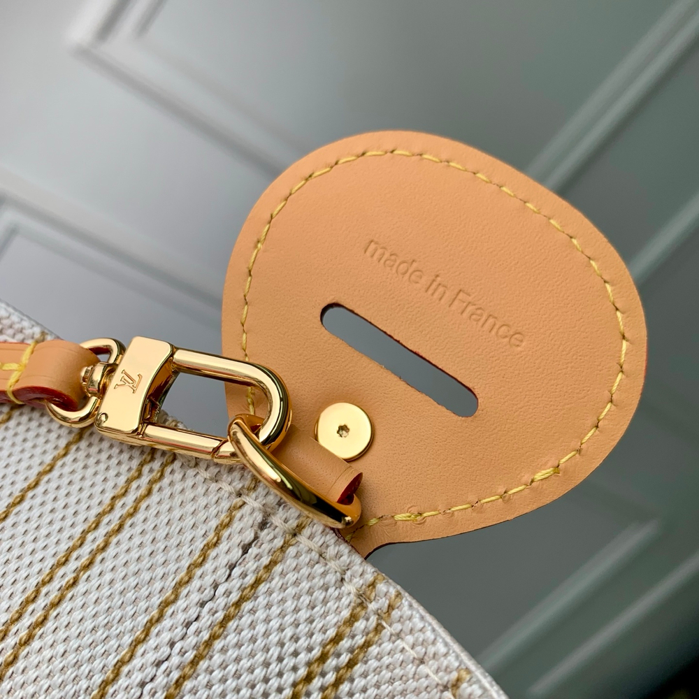 Louis Vuitton All in BB