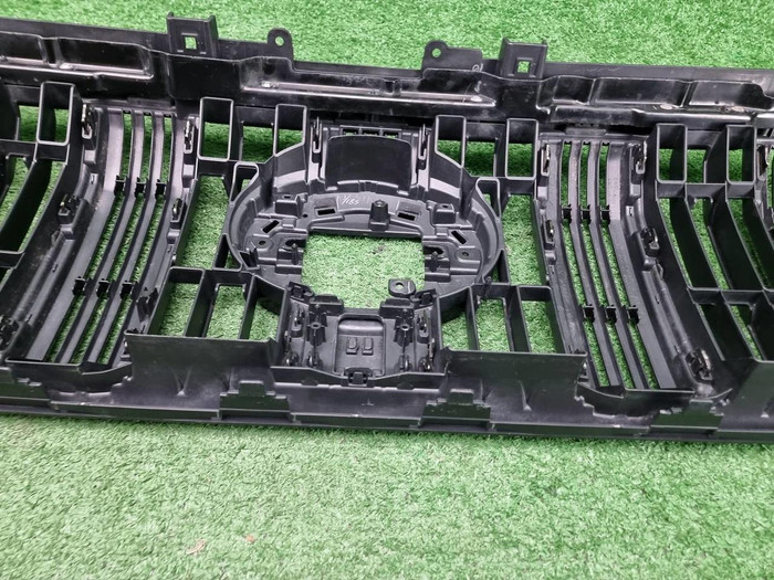 Решетка радиатора Toyota LC Prado 150 17-нв Black