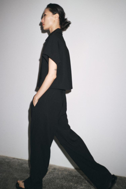 ZARA УКОРОЧЕННАЯ КУРТКА — ZW COLLECTION, ЧЕРНЫЙ