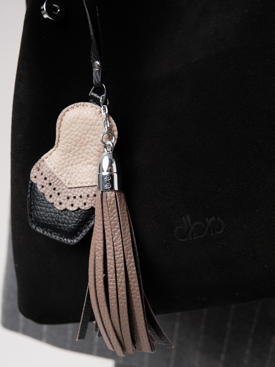 Женская замшевая сумка с матрешкой DBR 31210 черный