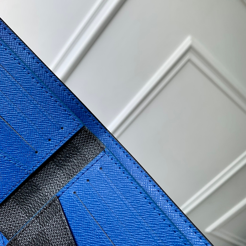 Louis Vuitton Multiple Wallet