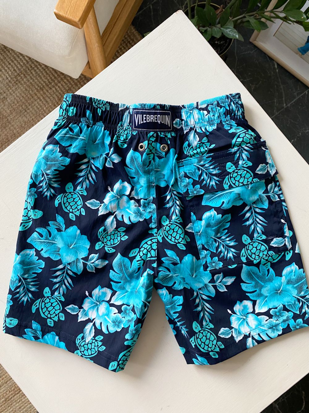 Новые плавательные шорты Vilebrequin, 128