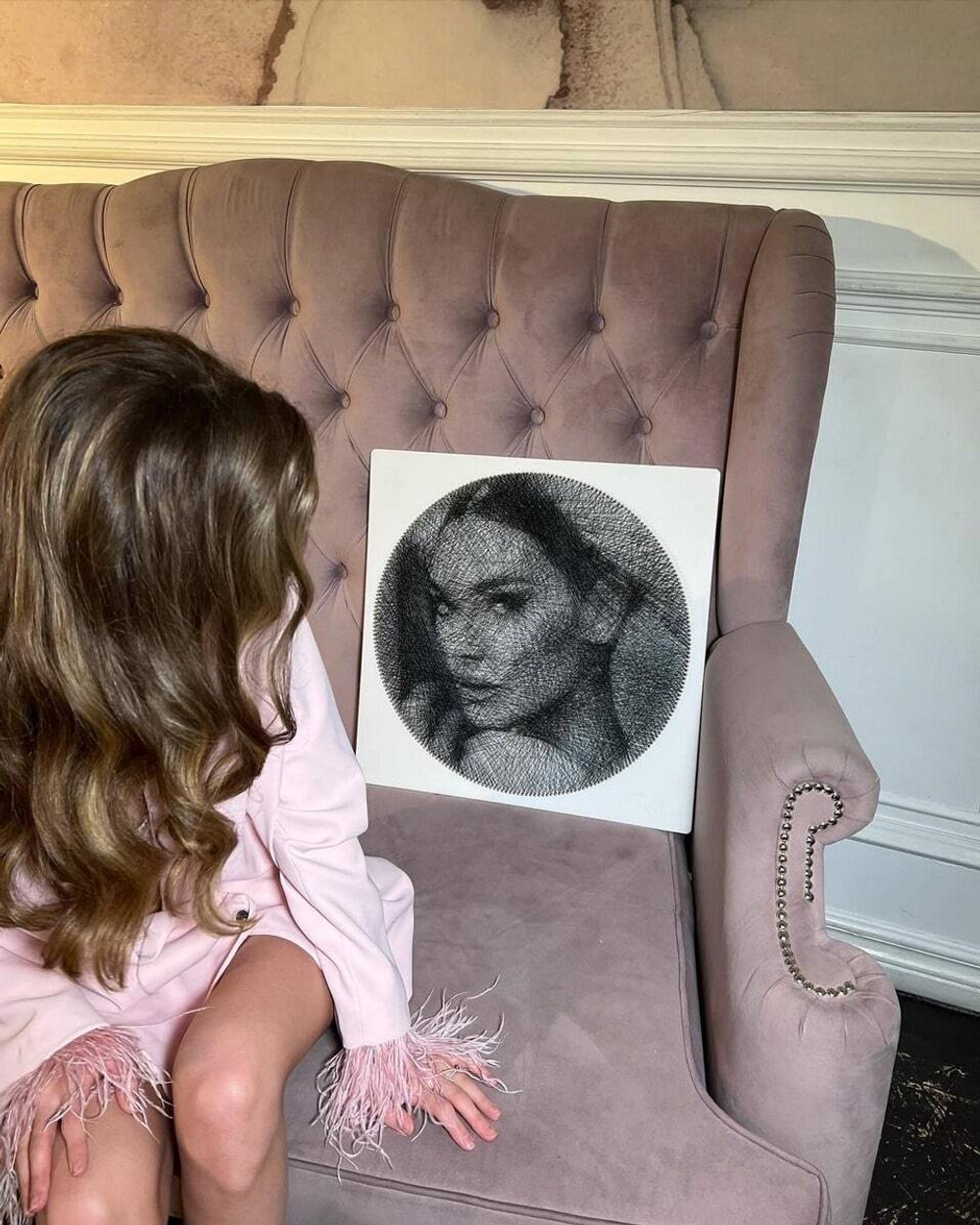 Фотокартина нитями RingString своими руками, основа картины квадрат, создается нитями по вашей фотографии