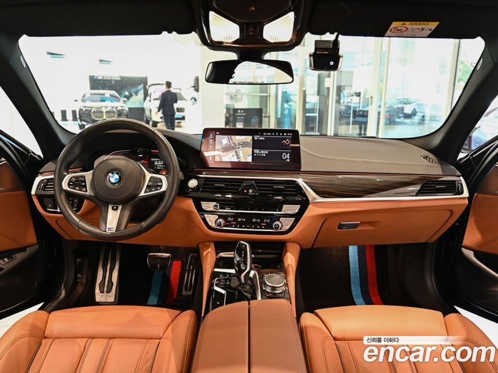 BMW 5 Series (G30) 520i M Sports (12.2020)