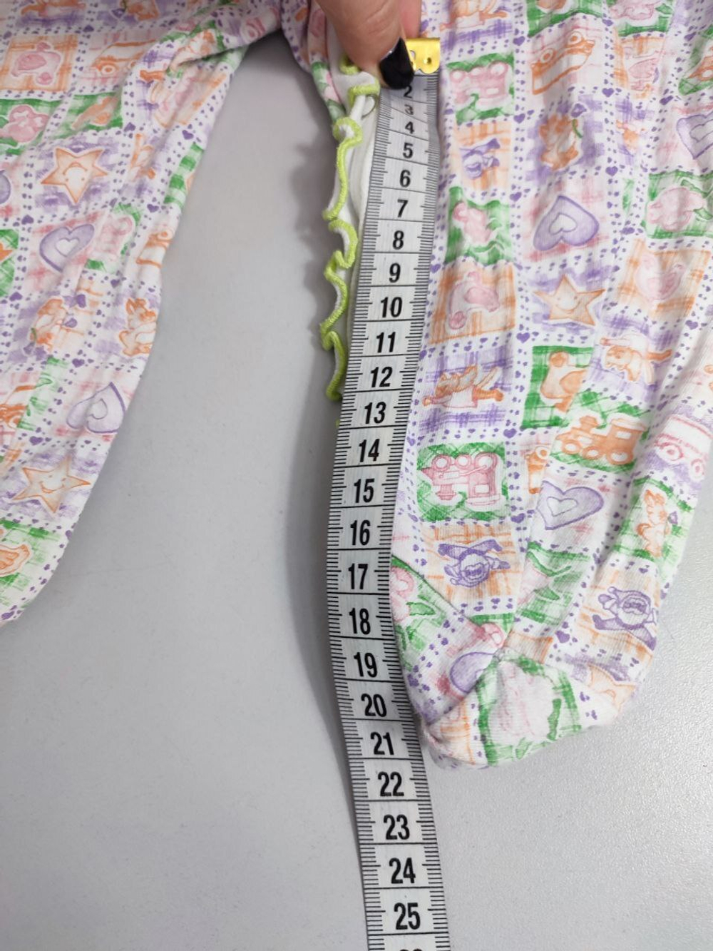 Комбинезон яркий на 3-6 месяцев