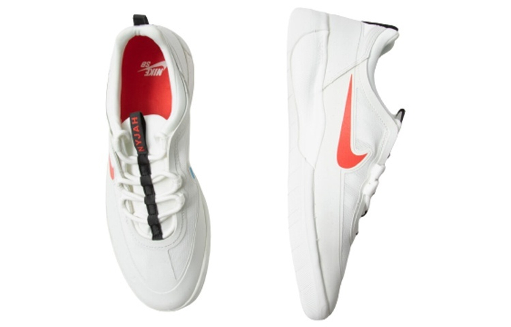 Кроссовки Nike