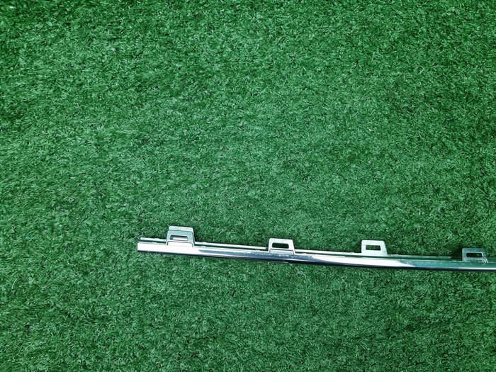 Молдинг перед. бампера Mercedes GLE V167 18-24 AMG