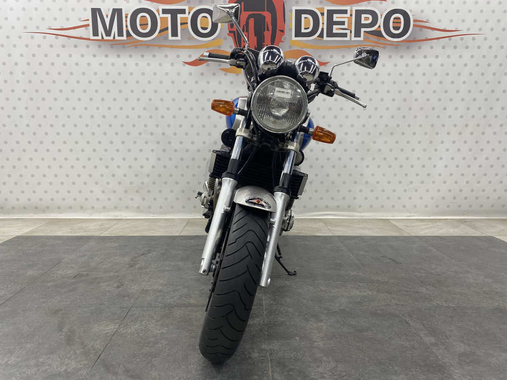Yamaha XJR1300, 2004