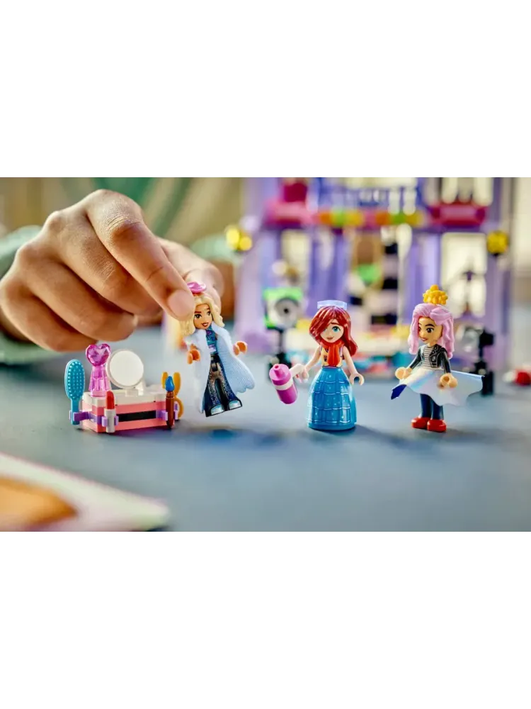 Конструктор Friends 42685 Показ мод в Хартлейк-Сити