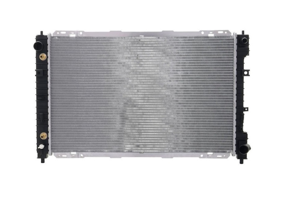 Радиатор охлаждения Ford Maverick 2