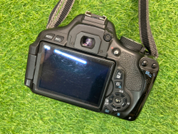 Canon 600D kit 18-55mm 3.5-5.6 IS ll 47.000 кадров