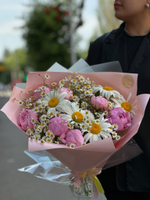 Букет пионы и ромашки «Нежность Лета»