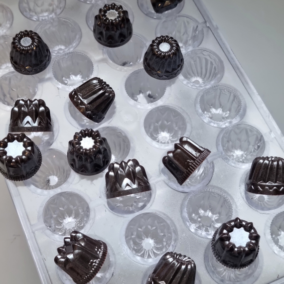 929| Форма для шоколадных изделий (275*175мм)