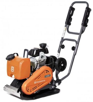 Виброплита Husqvarna LF 60 LA - [67 кг / 10,4 кН / Honda GX100]