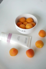 0.4 Rever Мягкий скраб с абрикосовой пудрой - EXFOLIANT DOUX Levigante delicato per viso, collo e décolletè,200 мл