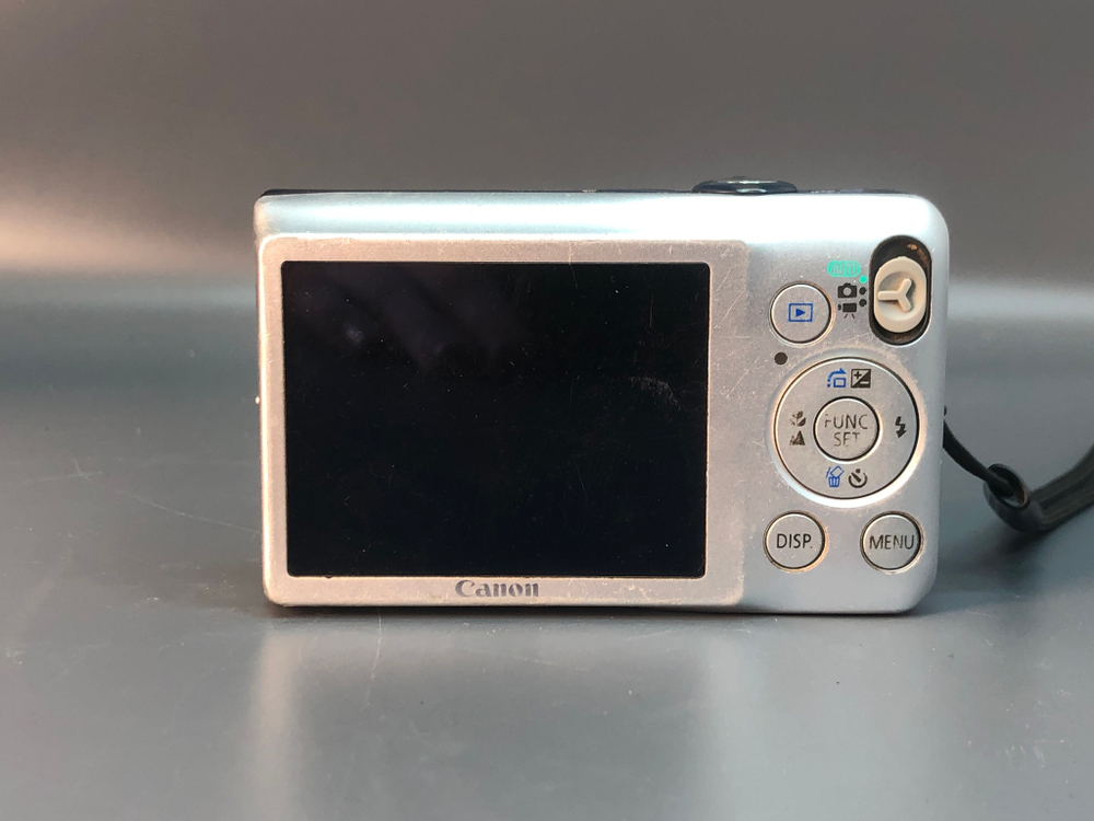 Canon IXUS 105, ошибка объектива при включении