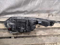 Фара правая в сборе Range Rover Velar Matrix Plus LR093384