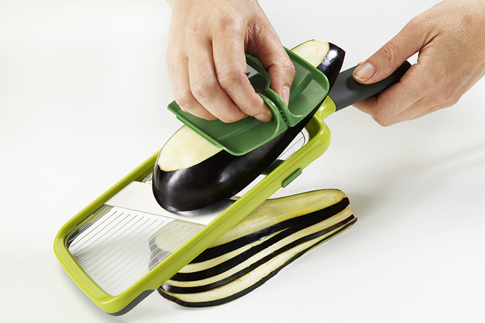 Терка с держателем для продуктов Mandoline зеленая, Joseph Joseph