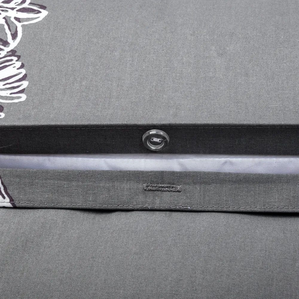 КПБ "Nocturn" Ткань: Импортная бязь (100% хлопок), плотность 130-135 г/м2.