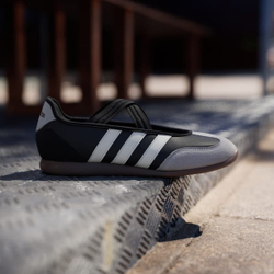 ADIDAS Балетки Barreda Mary Jane, черный/белый