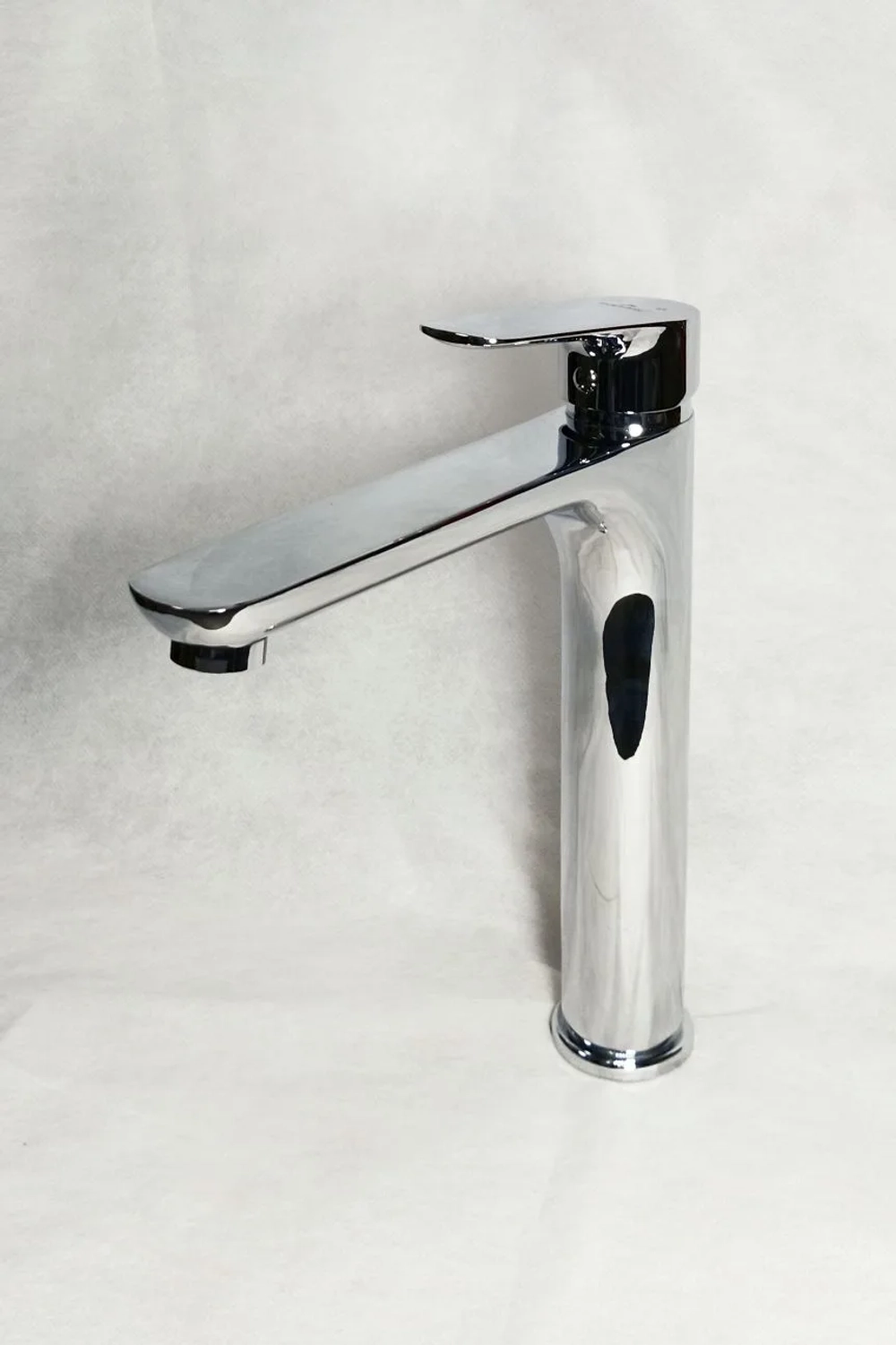 Смеситель Sanday умывальник,латунь,хром,картридж D35,гайка SD34916