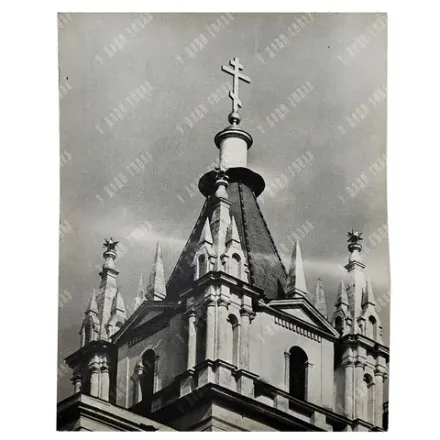 Неоготическая архитектура Москвы. Оригинальная фотография М. С. Лихачева. 1987.