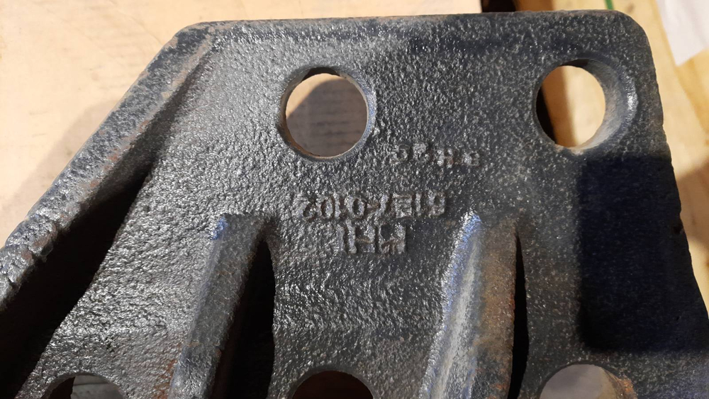 Бокорез 61E7-0102 правый