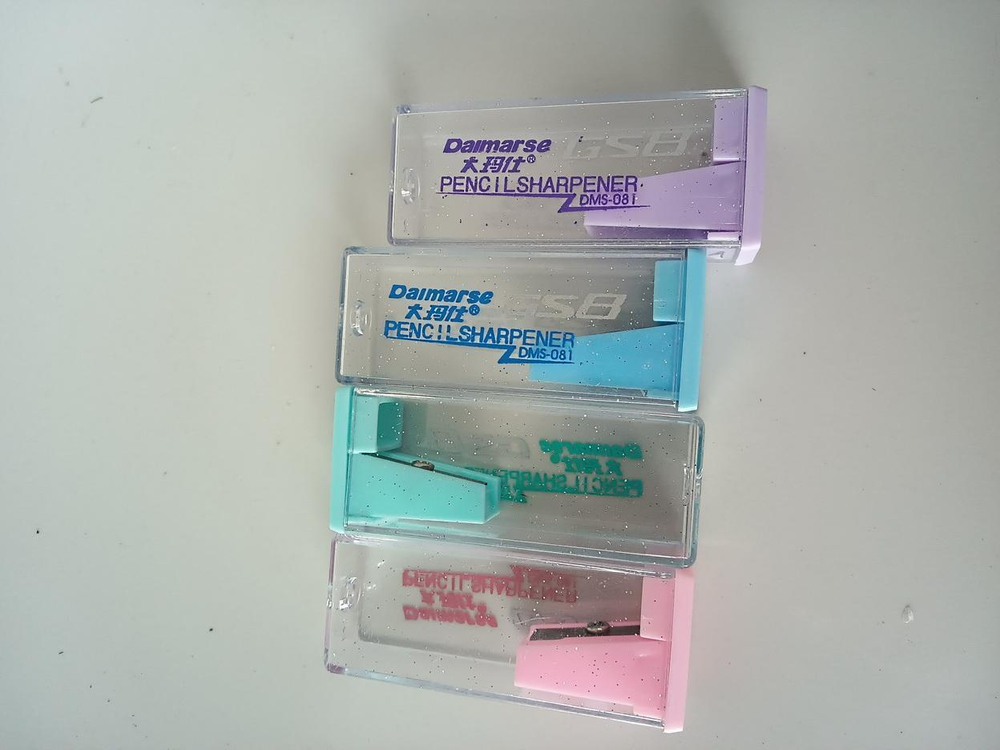 Точилка "Квадрат" с контейнером, 1 отверстие , 4 цвета микс