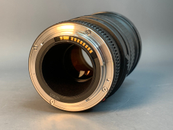 Canon EF 200mm 2.8L II USM