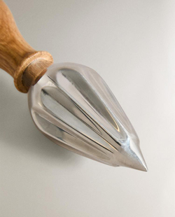 ZARA HOME РУЧНАЯ СОКОВЫЖИМАЛКА ИЗ СТАЛИ, СЕРЫЙ