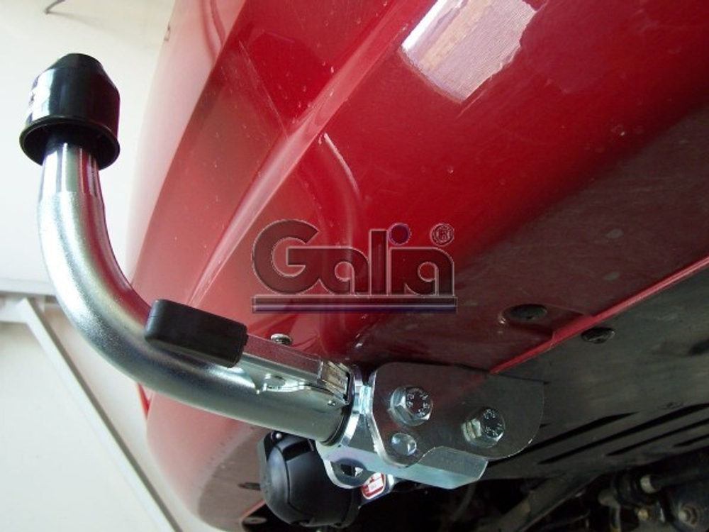 Фаркоп оцинкованный Galia K029C для Hyundai i30 хетчбек FD 2007-2010, Kia Ceed хетчбек 2006-2012(паспорт и сертификат в комплекте)(без электрики)