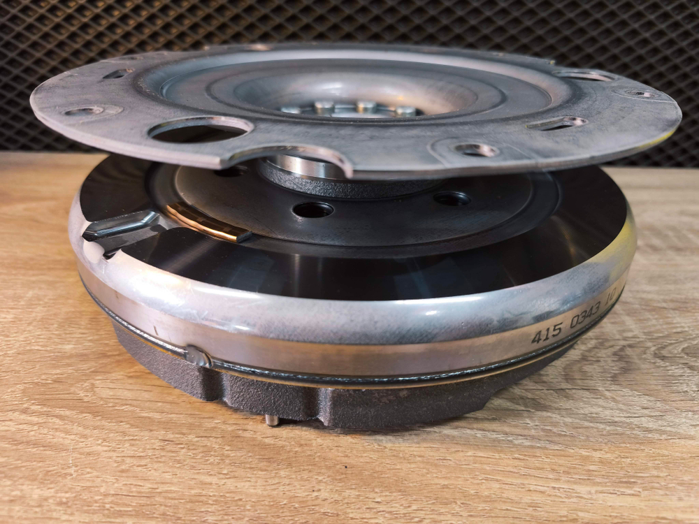 Маховик двухмассовый LUK для Audi А4 B8