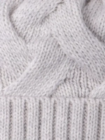 Шапка для девочки на завязках на осень