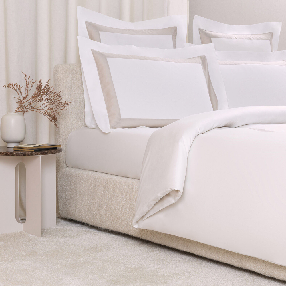 Постельное белье Sateen Breeze Bolder Milk/Greige (240 x 220 см)