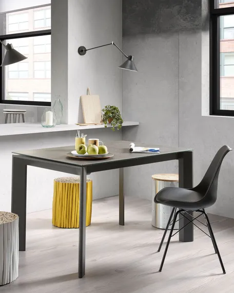 Стул Lars Metal черный | La Forma | Купить в Hallberg.ru