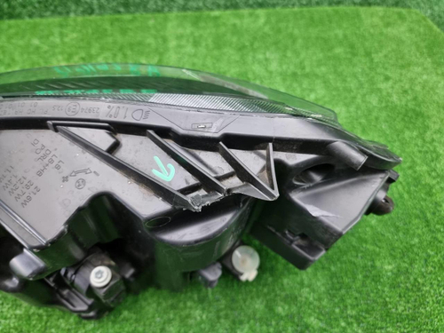 Фара правая Lada Vesta (2022-н.в.) LED