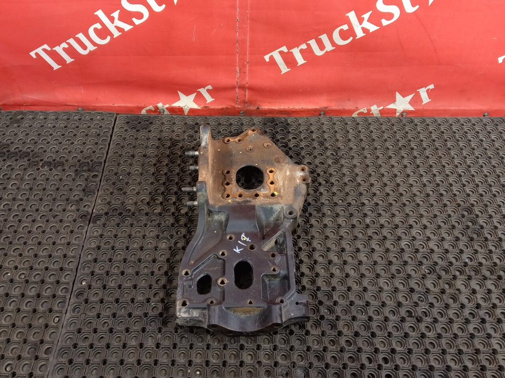 Кронштейн рессоры передней левый 2020г.