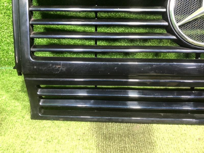 Решетка радиатора Mercedes G W463 (1990-2008)