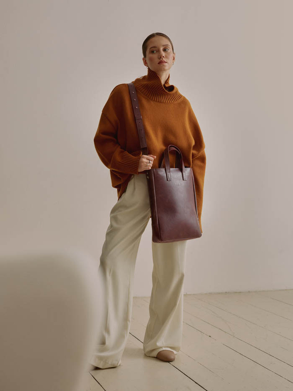 сумка мини-шоппер коричневый на молнии