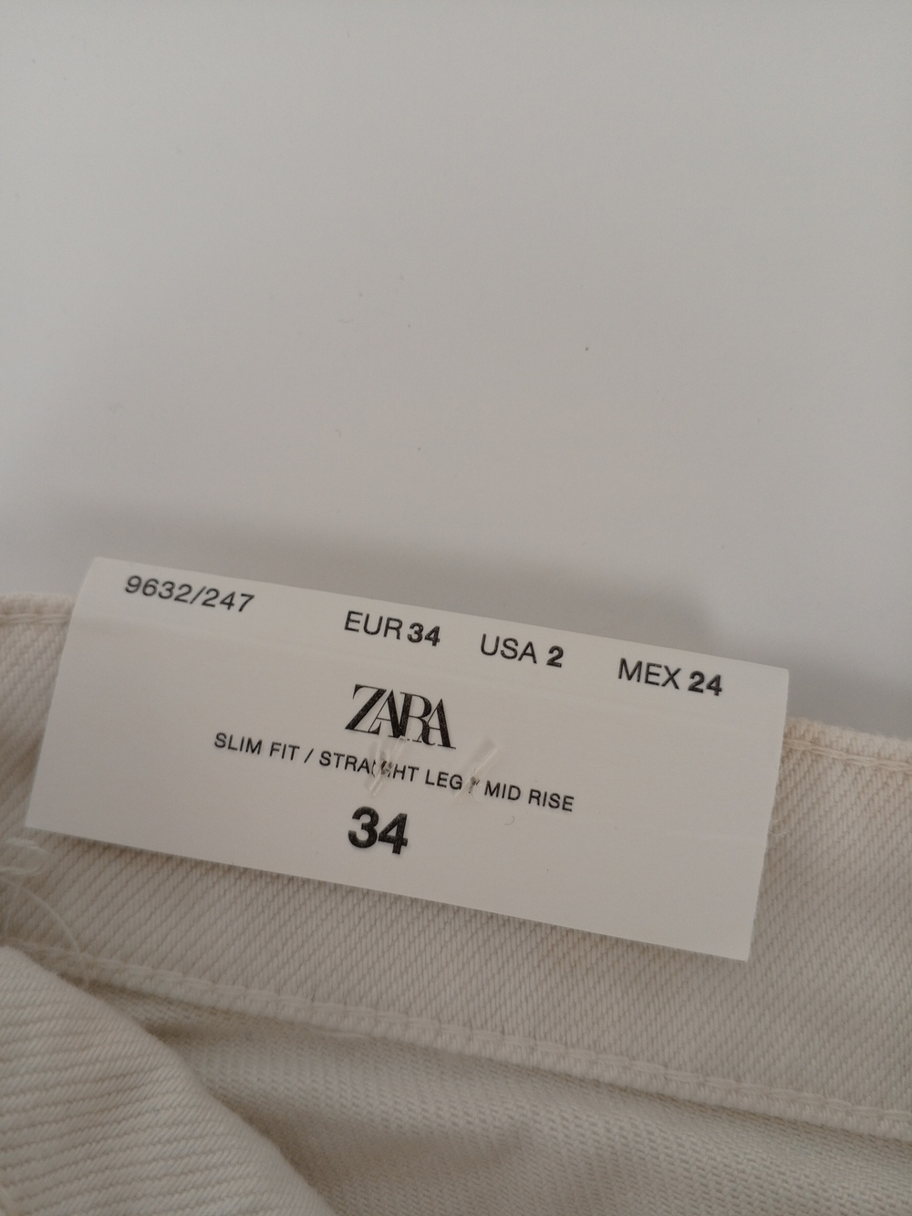 Джинсы Zara