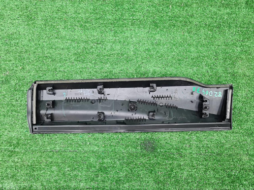 Накладка двери задняя правая Geely Coolray (23-нв)