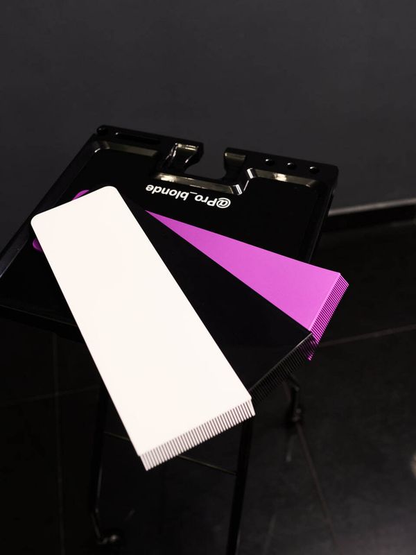 Планшет с гребнем