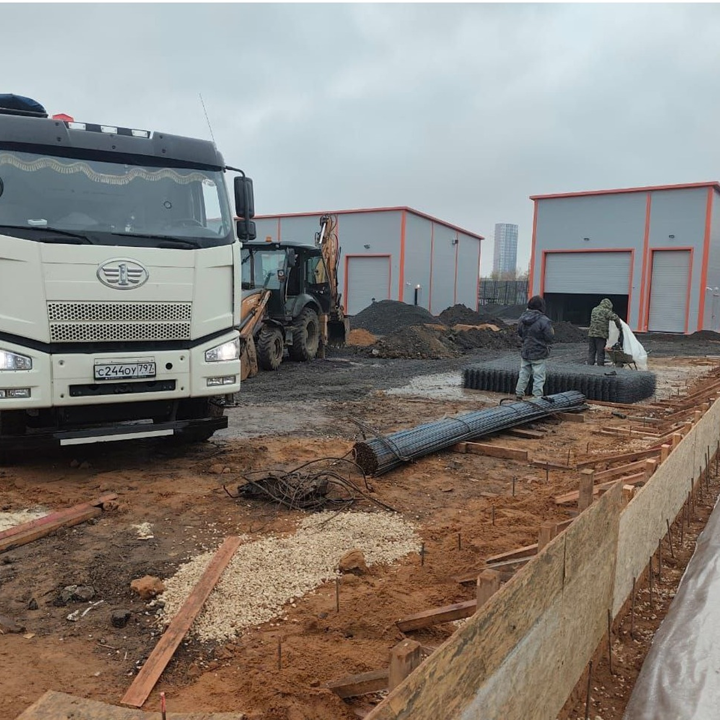 Поставка стальной арматуры и сварной сетки