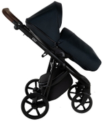 Детская коляска Roan Esso 3 в 1 с автокреслом Pituso Baesa Pro Black ESS111/1 Caviar/Black