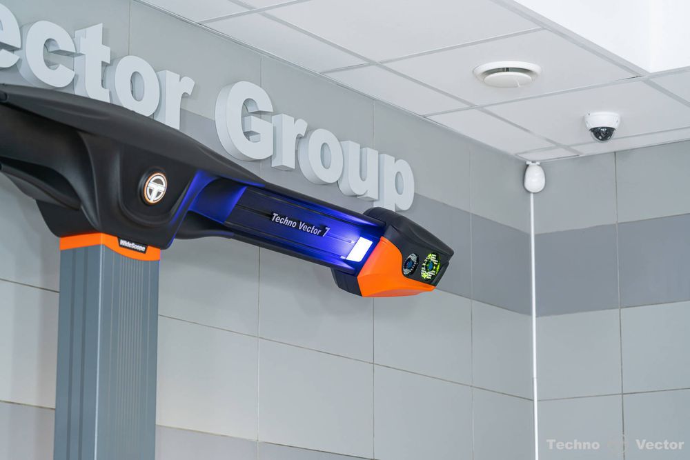 ТехноВектор (7204 TAS) стенд сход-развал 3D