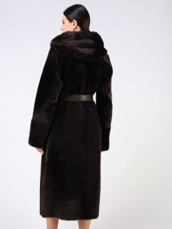 Дубленка зимняя шуба натуральная с капюшоном длинная
