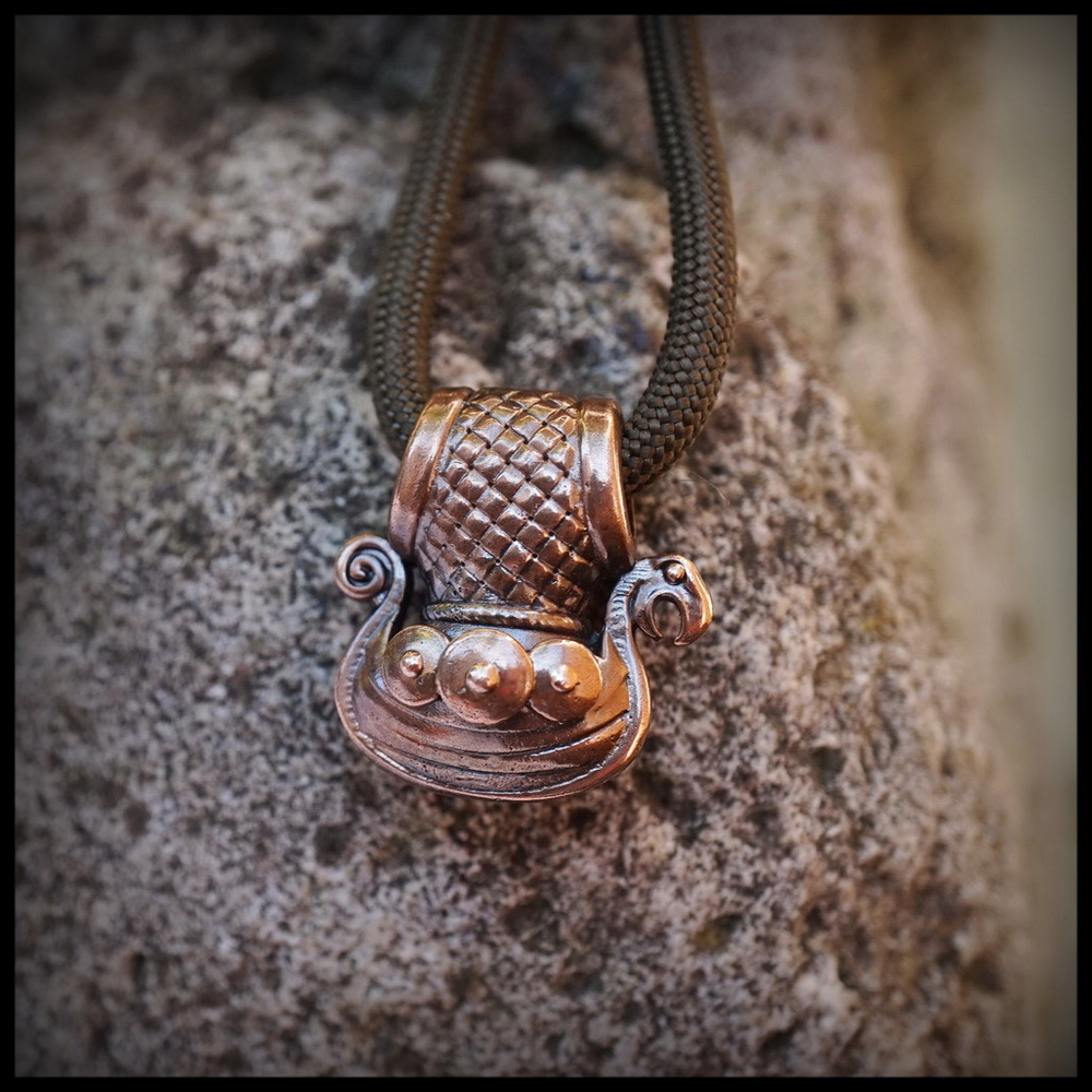 Кулон "Драккар" , брелок для ключей , бронза