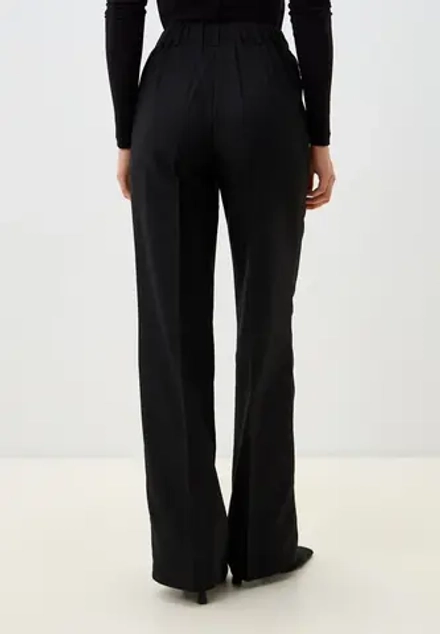 Брюки прямые, цвет черный