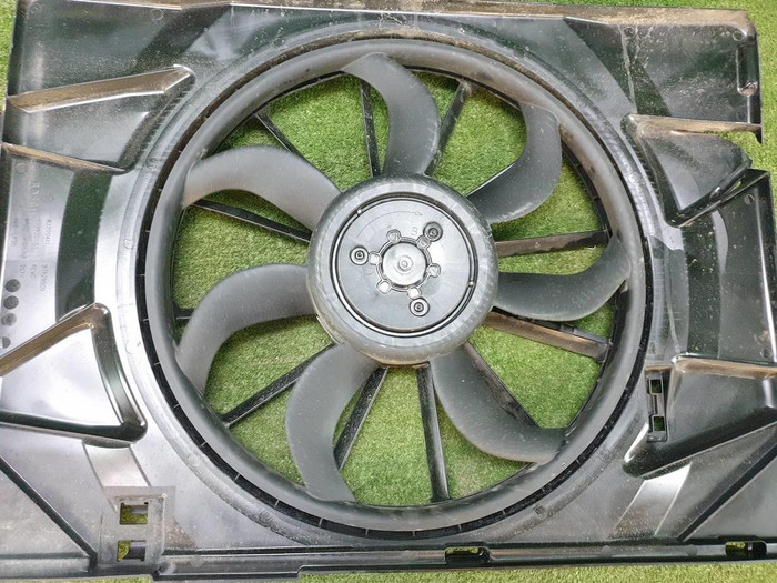 Диффузор с вентилятором Haval Jolion (2021-н.в.)