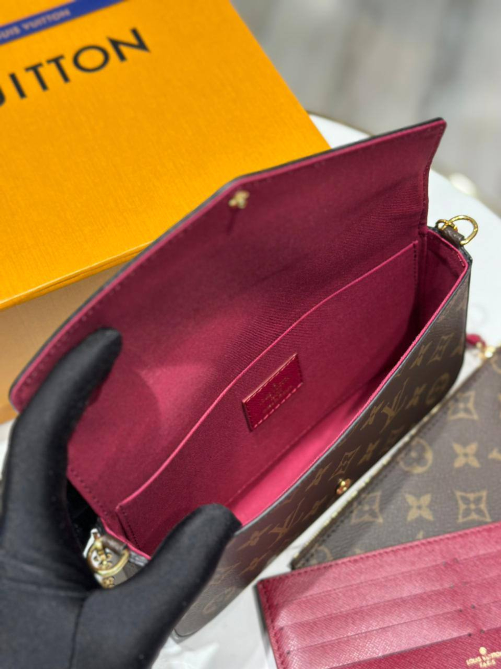 Сумка Louis Vuitton